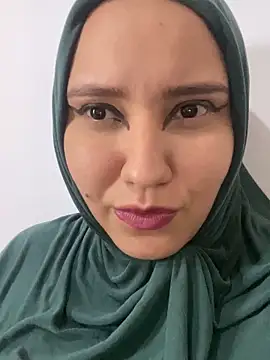 Snapshot of hannahayat chatting on January 31, 3:44 pm hannahayat online show from January 31, 3:44 pm