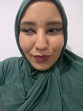 Snapshot of hannahayat chatting on February 8, 4:25 am hannahayat online show from February 8, 4:25 am