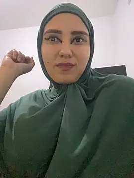 Snapshot of hannahayat chatting on March 7, 12:37 am hannahayat online show from March 7, 12:37 am