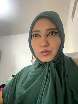 Snapshot of hannahayat chatting on September 9, 2:05 pm hannahayat online show from September 9, 2:05 pm