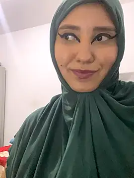 Snapshot of hannahayat chatting on September 18, 1:18 am hannahayat online show from September 18, 1:18 am