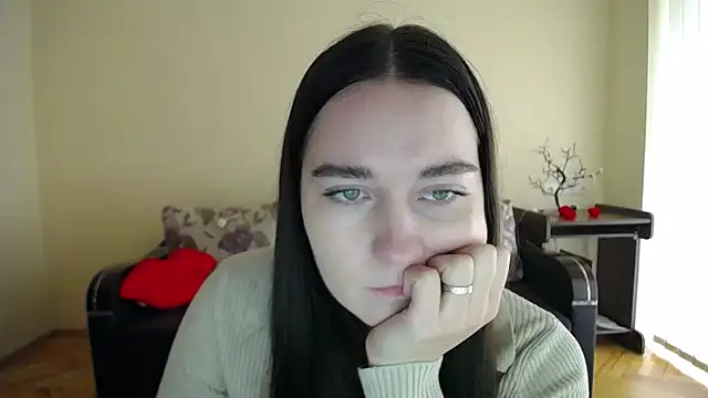 Pretty shy online show from October 3, 8:00 am