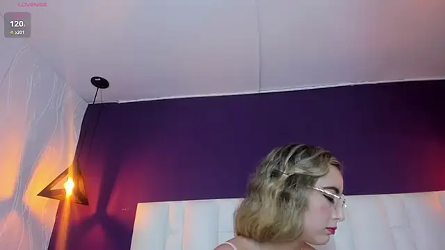 Antonella-Ray online show from February 1, 4:54 pm