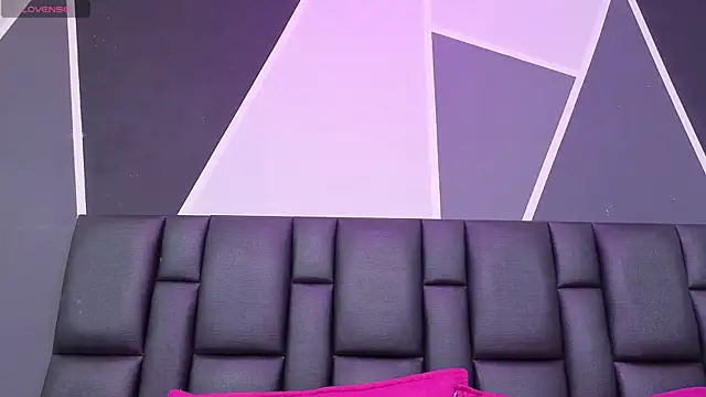 Antonella-Ray online show from October 27, 8:02 pm