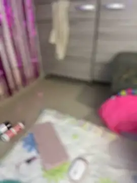 Emiily lee online show from January 20, 1:32 pm