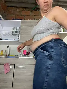 Emiily lee online show from February 21, 10:17 am