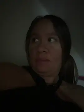 Emiily lee online show from October 17, 1:25 pm