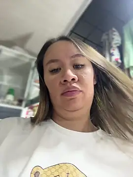 Emiily lee online show from December 21, 3:24 am