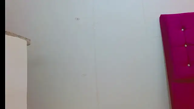 chantalsemenova1 online show from September 24, 3:15 pm