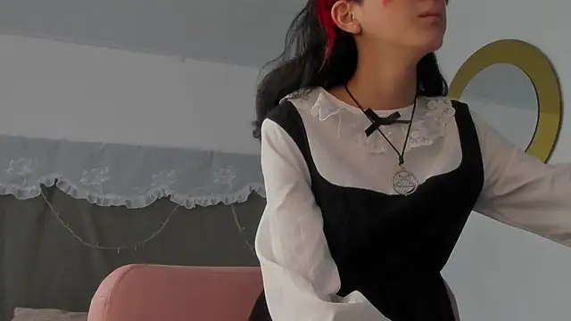 BonnieCute  online show from December 3, 11:44 am