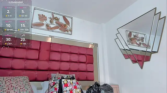 BonnieCute  online show from October 24, 12:19 am