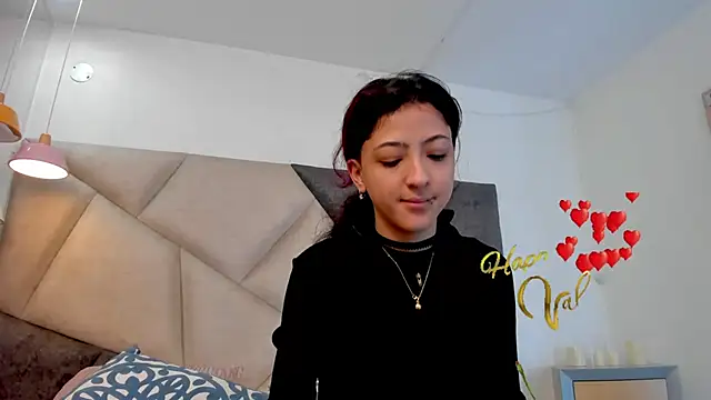 BonnieCute  online show from February 15, 9:44 pm