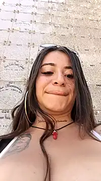 Alona Evans online show from January 15, 3:29 pm