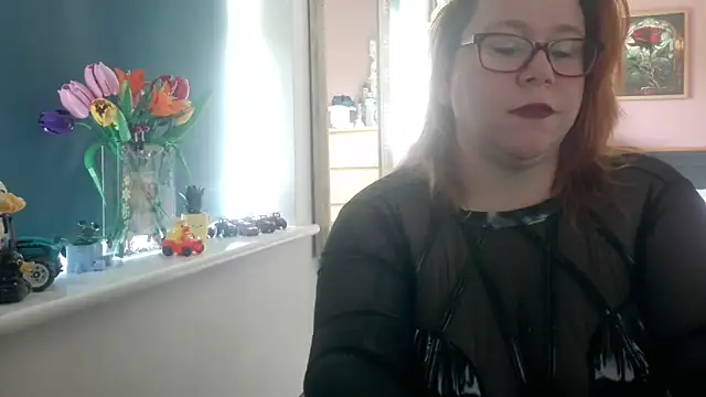 NikiDeeOfficial online show from June 15, 11:34 am