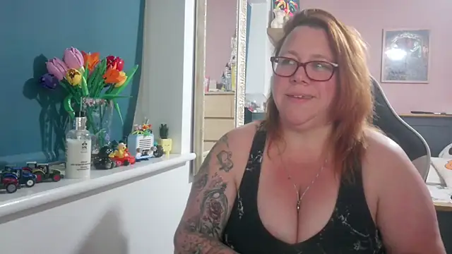 NikiDeeOfficial online show from July 15, 11:21 pm