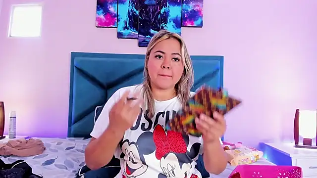 Snapshot of GraceJansenn chatting on January 17, 1:13 pm GraceJansenn online show from January 17, 1:13 pm