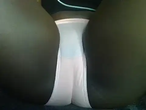 cute neila online show from February 12, 6:19 pm