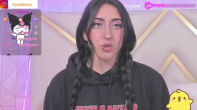 Snapshot of Violettbloss chatting on December 28, 7:22 pm Violettbloss online show from December 28, 7:22 pm