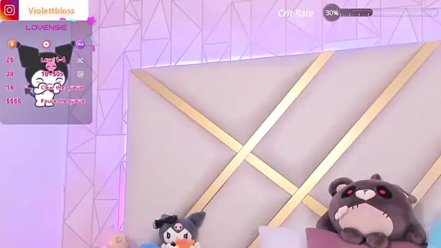 Snapshot of Violettbloss chatting on February 13, 3:18 am Violettbloss online show from February 13, 3:18 am