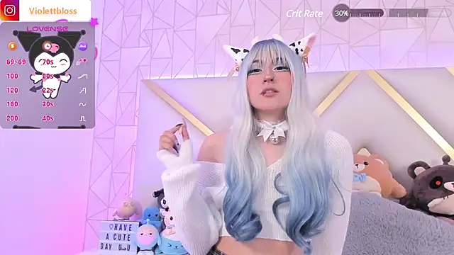 Snapshot of Violettbloss chatting on February 27, 12:32 am Violettbloss online show from February 27, 12:32 am
