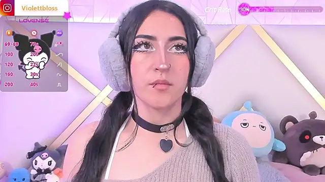 Snapshot of Violettbloss chatting on March 6, 12:21 am Violettbloss online show from March 6, 12:21 am