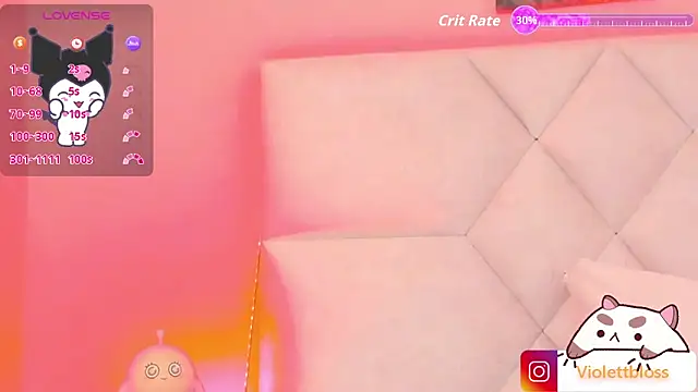 Snapshot of Violettbloss chatting on October 9, 3:26 am Violettbloss online show from October 9, 3:26 am