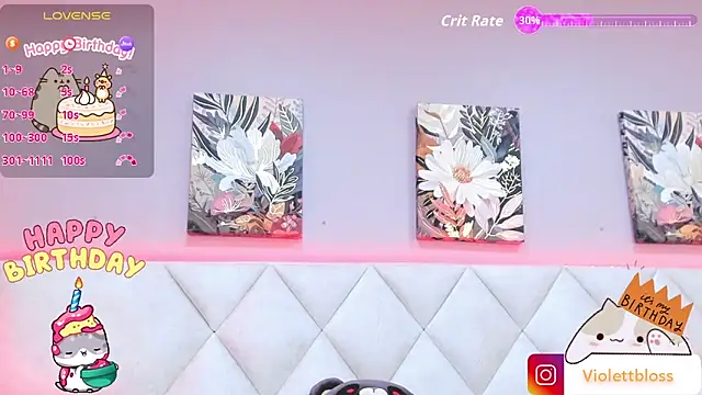 Snapshot of Violettbloss chatting on October 18, 3:20 am Violettbloss online show from October 18, 3:20 am