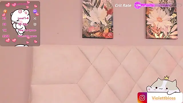 Snapshot of Violettbloss chatting on October 25, 3:25 am Violettbloss online show from October 25, 3:25 am