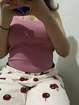 farah-36 online show from October 18, 9:59 pm