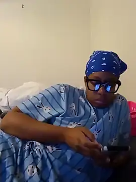 madamsensuale online show from December 30, 9:29 pm