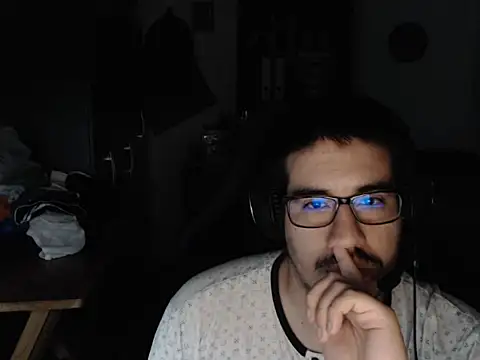 thealfawolf01 online show from December 27, 5:31 am