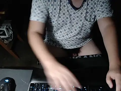 thealfawolf01 online show from October 7, 3:58 am