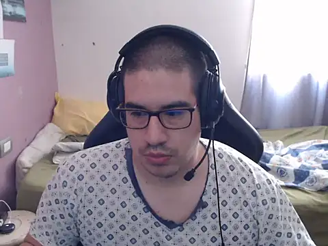 thealfawolf01 online show from July 29, 4:38 pm