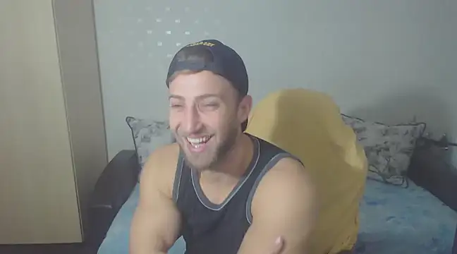 Snapshot of PrinceEagle chatting on December 5, 9:50 am PrinceEagle online show from December 5, 9:50 am