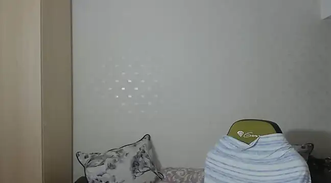 Snapshot of PrinceEagle chatting on February 13, 12:24 am PrinceEagle online show from February 13, 12:24 am