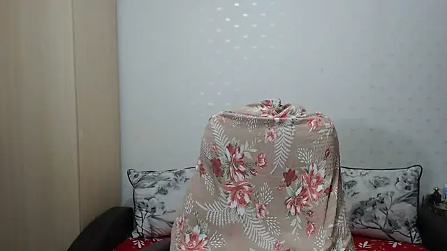 Snapshot of PrinceEagle chatting on October 19, 7:36 pm PrinceEagle online show from October 19, 7:36 pm