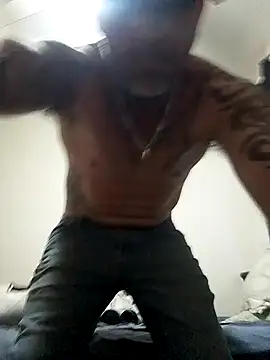 Shybutbig369 online show from May 4, 5:36 am
