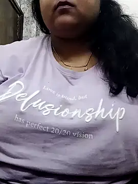 Snapshot of smile_pretty chatting on December 2, 7:38 pm smile pretty online show from December 2, 7:38 pm