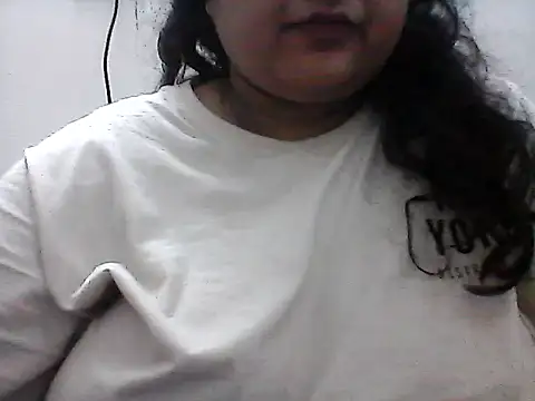 Snapshot of smile_pretty chatting on December 30, 7:00 pm smile pretty online show from December 30, 7:00 pm