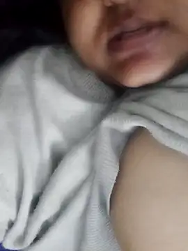 Snapshot of smile_pretty chatting on December 31, 7:29 pm smile pretty online show from December 31, 7:29 pm