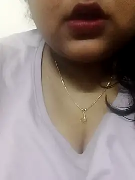 Snapshot of smile_pretty chatting on January 15, 7:44 pm smile pretty online show from January 15, 7:44 pm