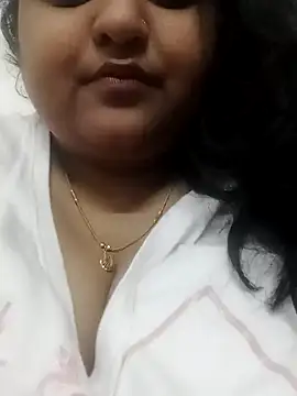 Snapshot of smile_pretty chatting on February 5, 4:58 pm smile pretty online show from February 5, 4:58 pm