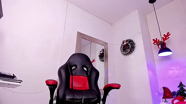 angel hardy dl online show from November 26, 12:06 pm