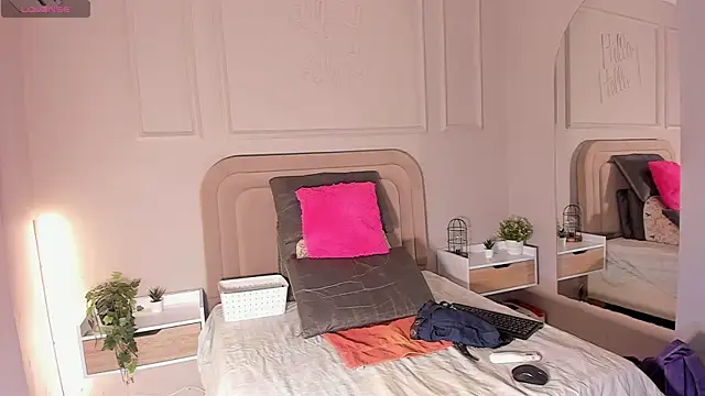 Maristxxr online show from October 7, 8:39 pm