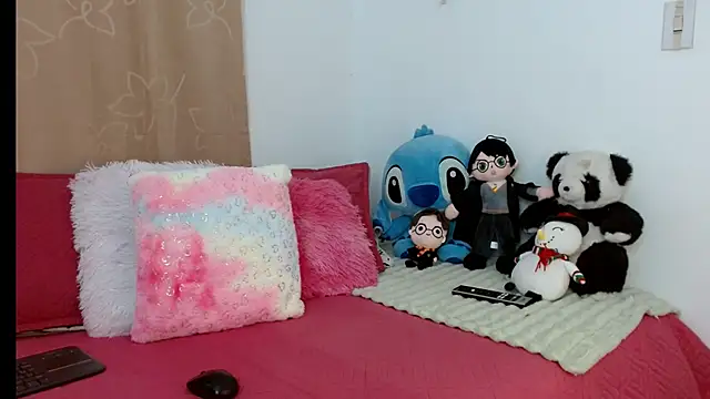 kendallsweet7 online show from March 11, 6:52 pm