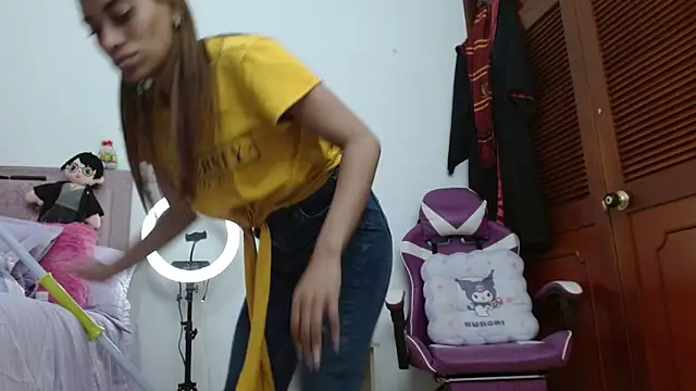 kendallsweet7 online show from September 19, 7:03 pm