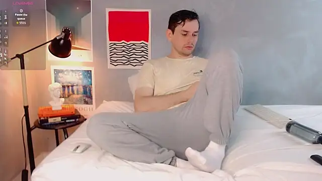 Snapshot of Elio555 chatting on November 23, 6:30 pm Elio555 online show from November 23, 6:30 pm