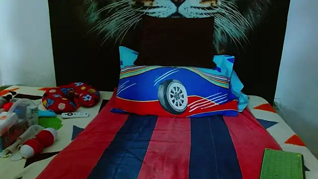 Snapshot of Michaell_Myerss_ chatting on October 2, 1:51 pm Michaell Myerss online show from October 2, 1:51 pm