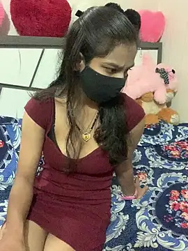 Snapshot of hottiess69 chatting on January 26, 1:36 pm hottiess69 online show from January 26, 1:36 pm