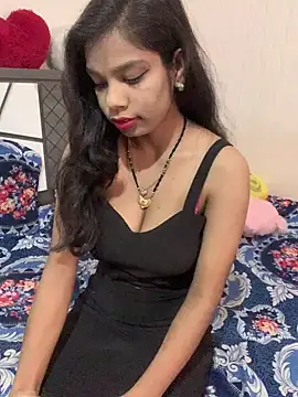Snapshot of hottiess69 chatting on February 11, 3:29 am hottiess69 online show from February 11, 3:29 am